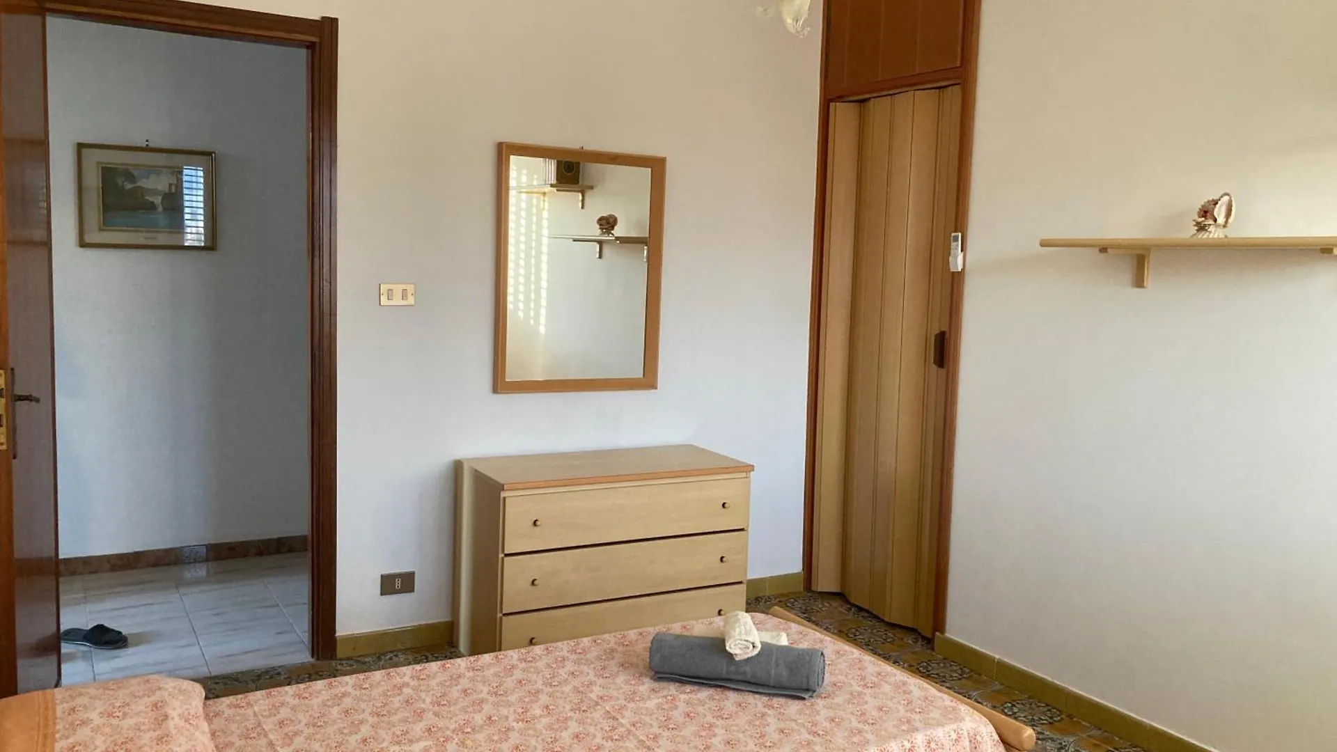 House Of Lady Apartment Carini Italy
