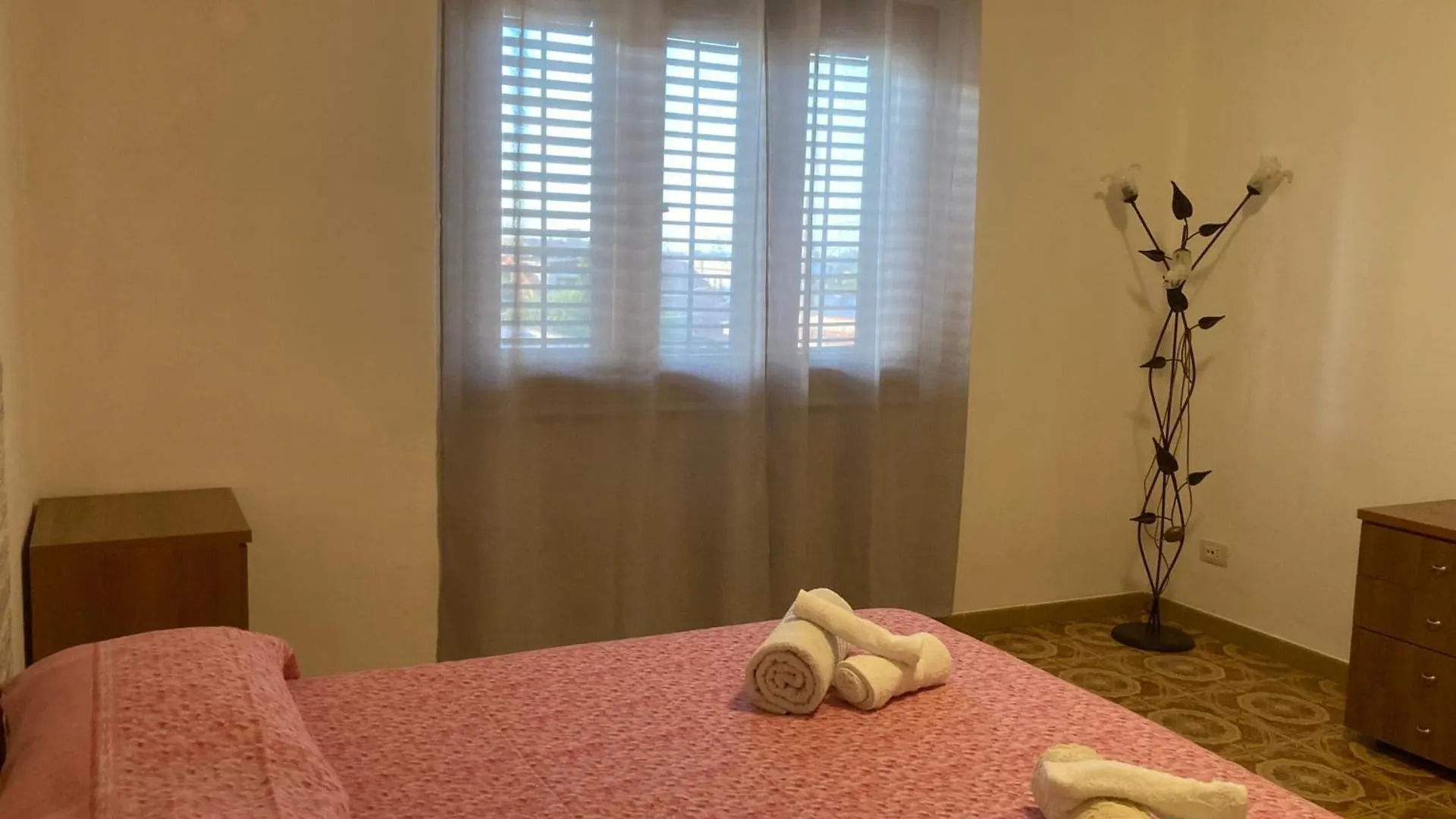 House Of Lady Apartment Carini